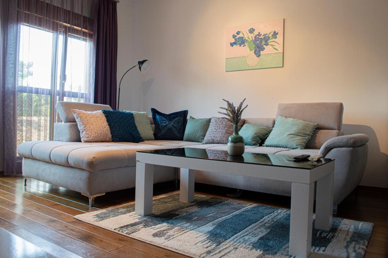 Bright Side Apartment Νόβι Σαντ Εξωτερικό φωτογραφία