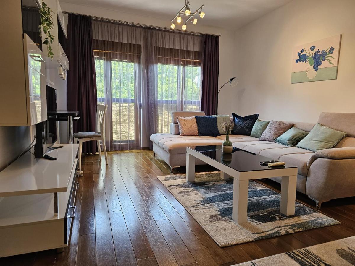 Bright Side Apartment Νόβι Σαντ Εξωτερικό φωτογραφία